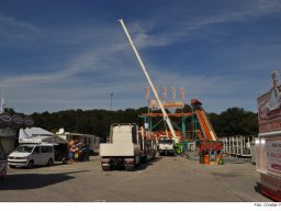 Fotos des Aufbaus des Ingolstädter Herbstvolksfestes 2024