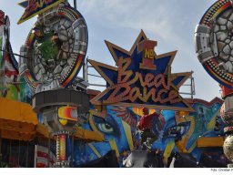 Fotos des Aufbaus des Ingolstädter Herbstvolksfestes 2024