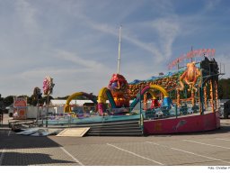 Fotos des Aufbaus des Ingolstädter Herbstvolksfestes 2024