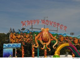 Fotos des Aufbaus des Ingolstädter Herbstvolksfestes 2024