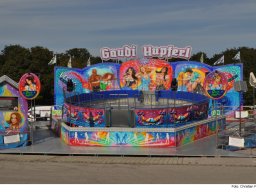 Fotos des Aufbaus des Ingolstädter Herbstvolksfestes 2024