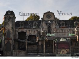 Fotos des Aufbaus des Ingolstädter Herbstvolksfestes 2024