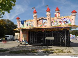 Fotos des Aufbaus des Ingolstädter Herbstvolksfestes 2024